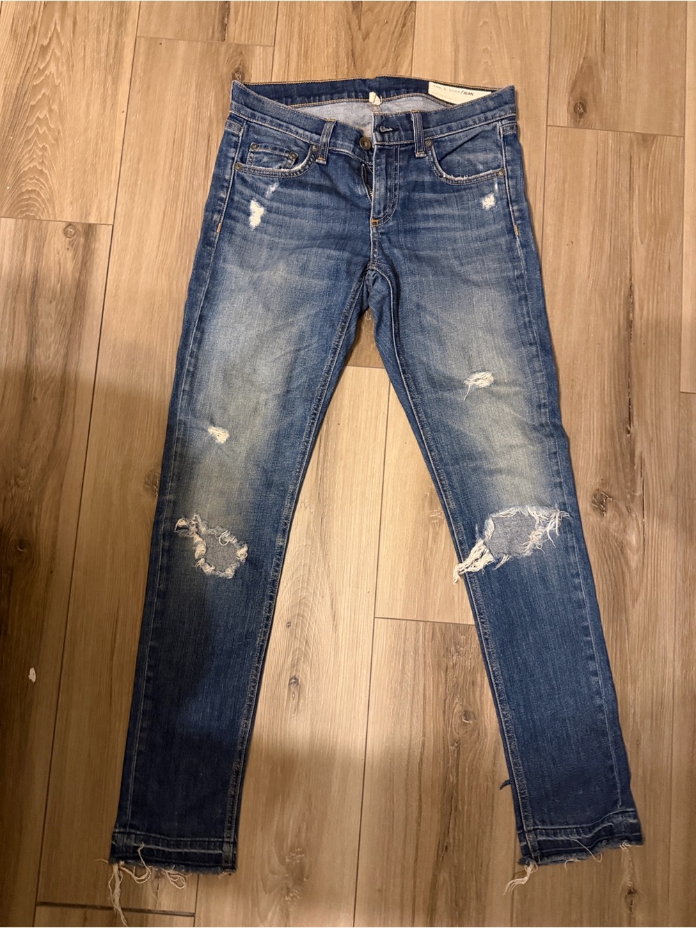 Distressed Skinny Jeans